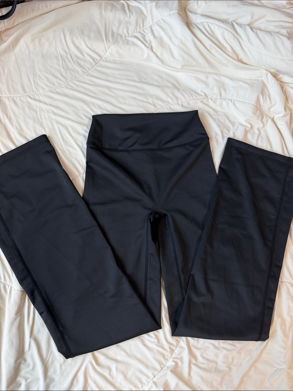 Nike skims slim flared leggings XS